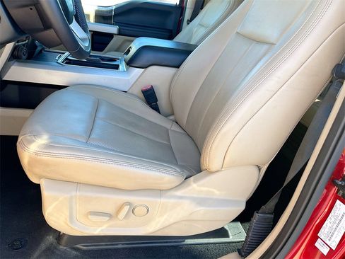 Used 2021 Ford F250 Lariat w/ Lariat Ultimate Package image 19