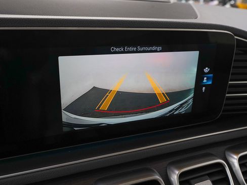 Used 2020 Mercedes-Benz GLE 350 4MATIC w/ Premium Package image 23