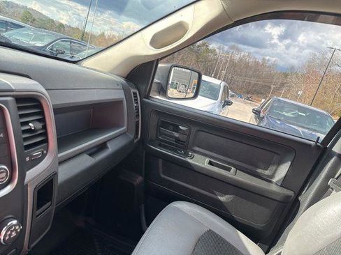Used 2014 RAM 1500 Express image 26