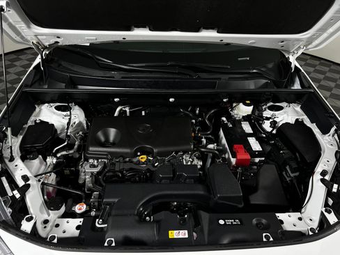 Certified 2025 Toyota RAV4 XLE w/ Convenience Package AWD/4WD image 8