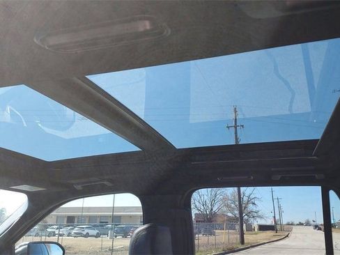 Certified 2022 Ford Expedition Platinum image 24