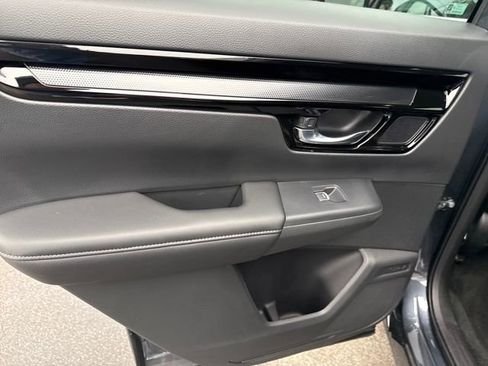 Certified 2025 Honda CR-V EX-L image 18