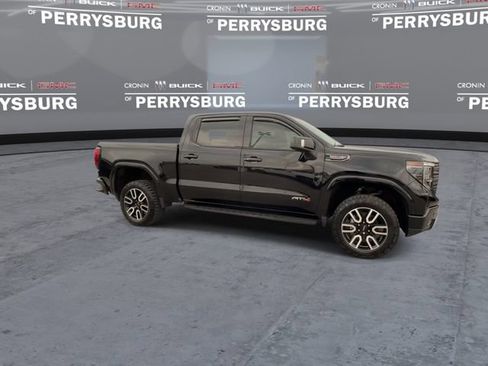 Used 2024 GMC Sierra 1500 AT4 w/ Technology Package AWD/4WD image 9