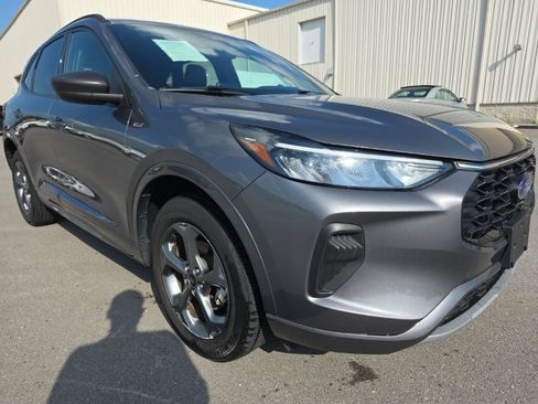 Used 2024 Ford Escape ST-Line AWD/4WD image 3