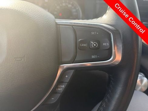 Used 2024 RAM 1500 Laramie AWD/4WD image 36