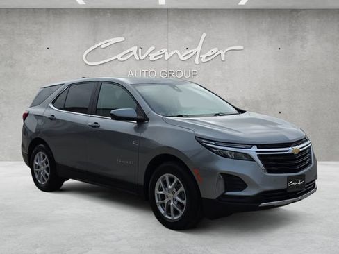 Used 2024 Chevrolet Equinox LT FWD image 2