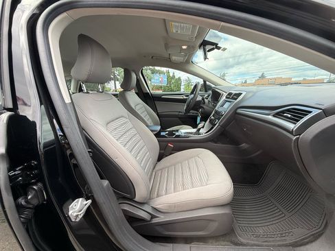 Used 2016 Ford Fusion S FWD image 20