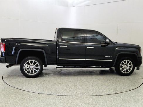 Used 2017 GMC Sierra 1500 Denali AWD/4WD image 8