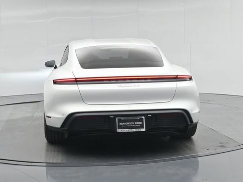 Used 2021 Porsche Taycan 4S image 28