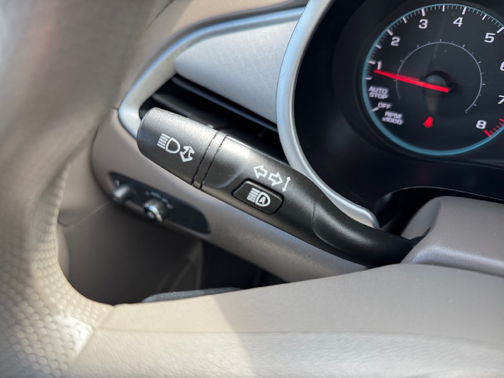 Used 2024 Chevrolet Malibu LT FWD image 31