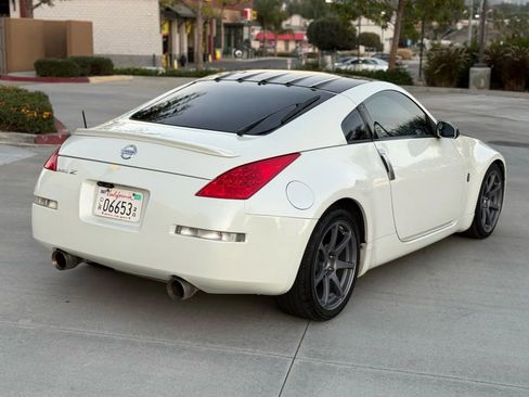 Used 2006 Nissan 350Z Enthusiast image 5