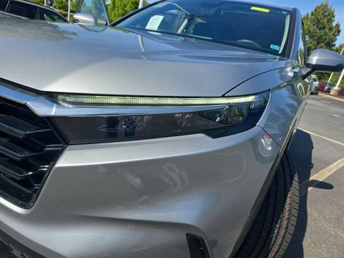 Used 2023 Honda CR-V EX image 32