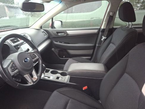 Used 2016 Subaru Outback 2.5i Premium image 9