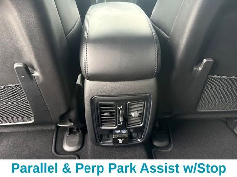 Used 2021 Jeep Grand Cherokee Limited image 12