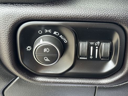 Used 2023 RAM 2500 Laramie image 25