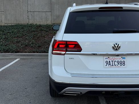 Used 2018 Volkswagen Atlas SEL AWD/4WD image 17
