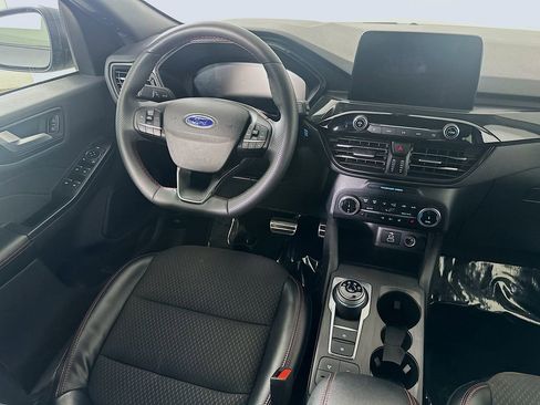 Used 2024 Ford Escape ST-Line image 17