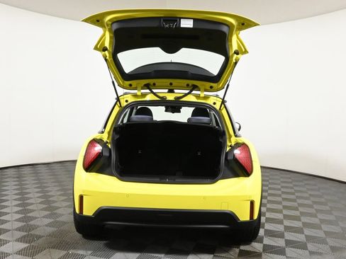 Used 2025 MINI Cooper S image 35