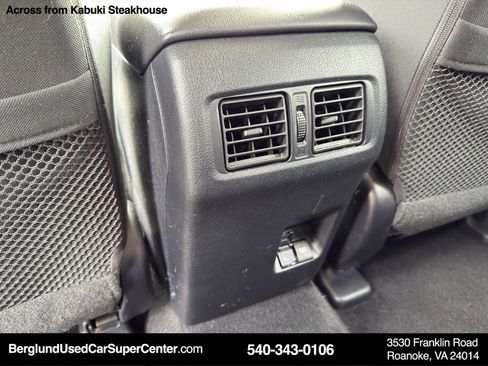 Used 2024 Toyota 4Runner SR5 image 16