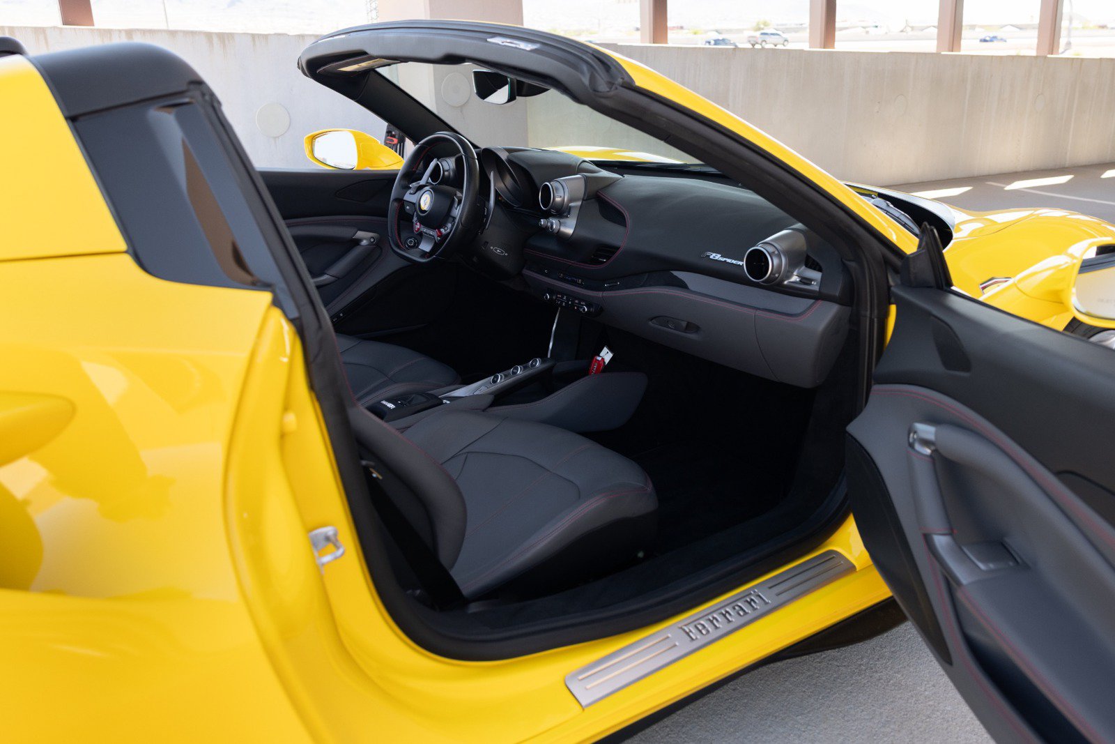 Used 2022 Ferrari F8 Tributo RWD image 53