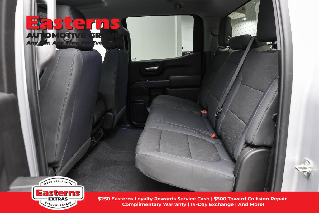 Used 2019 Chevrolet Silverado 1500 Custom w/ Custom Value Package AWD/4WD image 22