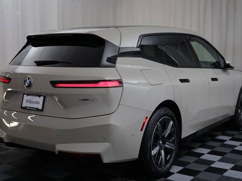 New 2026 BMW iX xDrive45 image 18