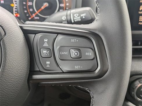 New 2025 Jeep Gladiator Sport image 26