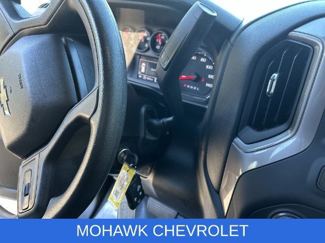 Certified 2022 Chevrolet Silverado 2500 Custom w/ Custom Value Package AWD/4WD image 21