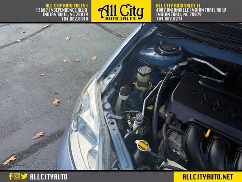 Used 2008 Toyota Matrix XR image 32