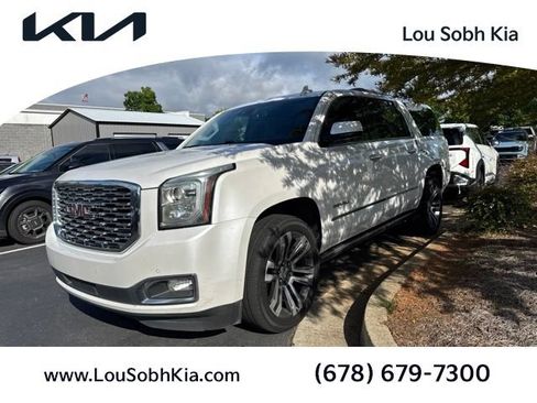 Used 2018 GMC Yukon XL Denali w/ Denali Ultimate Package RWD image 1