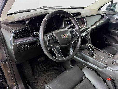 Used 2017 Cadillac XT5 Luxury AWD/4WD image 10