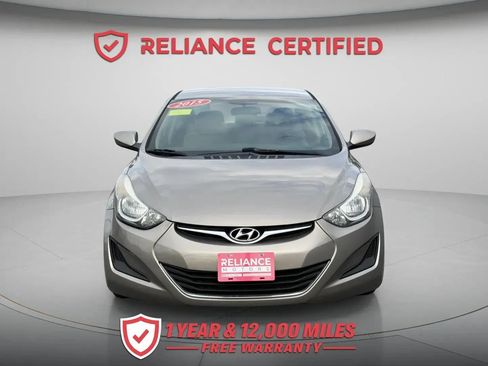 Used 2015 Hyundai Elantra SE FWD image 9
