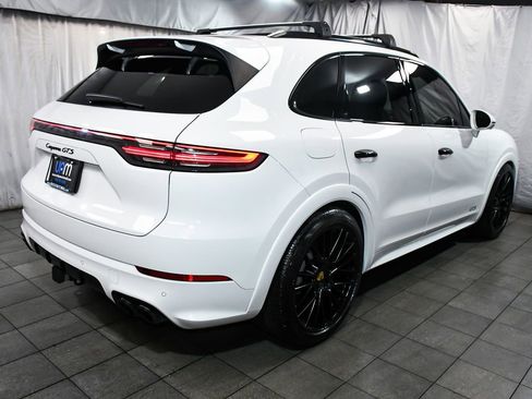 Used 2021 Porsche Cayenne GTS w/ Premium Package Plus AWD/4WD image 6