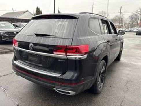 Used 2023 Volkswagen Atlas SE w/ Panoramic Sunroof Package AWD/4WD image 5