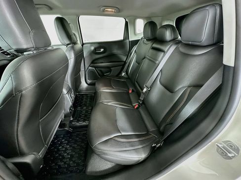 Certified 2018 Jeep Compass Limited AWD/4WD image 30