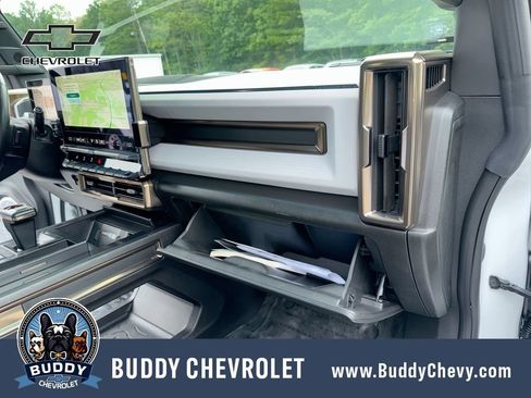 Used 2024 GMC Hummer EV 3X w/ Battery Pack, 24 Module Pack AWD/4WD image 36