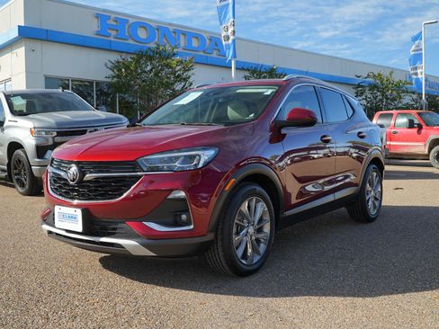 Used 2023 Buick Encore GX Essence w/ Experience Buick Package image 1