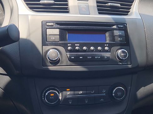 Used 2016 Nissan Sentra S FWD image 22