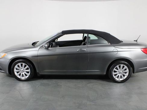 Used 2012 Chrysler 200 Touring image 11