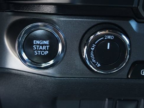 Used 2023 Toyota Tacoma TRD Off-Road AWD/4WD image 29
