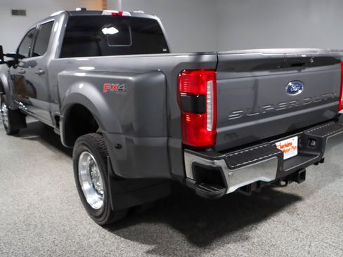 Used 2024 Ford F450 Lariat w/ Lariat Ultimate Package AWD/4WD image 9