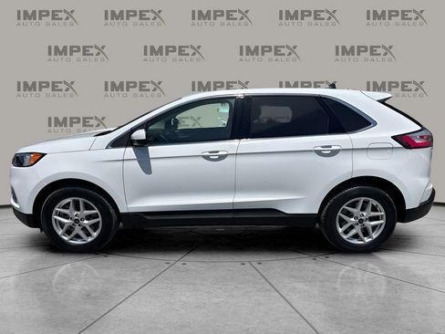 Used 2024 Ford Edge SEL w/ Convenience Package AWD/4WD image 2