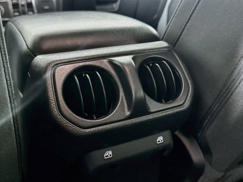 Used 2023 Jeep Wrangler Unlimited w/ Cold Weather Group AWD/4WD image 26