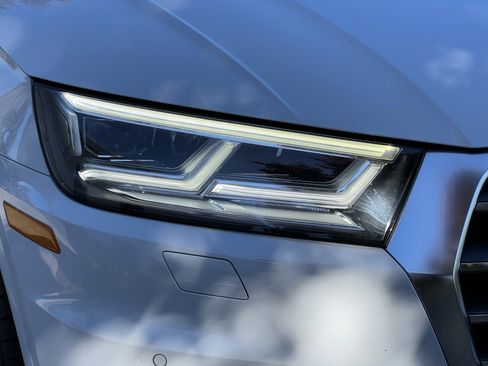 Used 2019 Audi Q5 2.0T Premium Plus w/ Premium Plus Package image 11