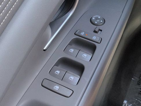 Certified 2026 Hyundai Elantra Sport FWD image 16