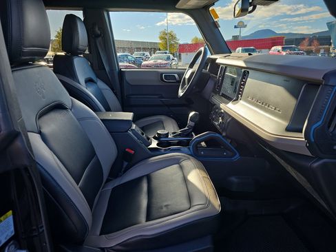 Used 2024 Ford Bronco Wildtrak image 25
