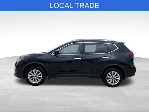 Used 2020 Nissan Rogue SV AWD/4WD image 3