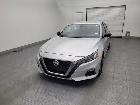 Used 2021 Nissan Altima 2.5 SR FWD image 15