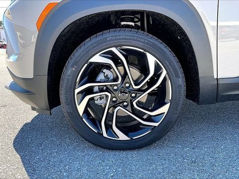 New 2026 Chevrolet TrailBlazer RS w/ Convenience Package AWD/4WD image 7