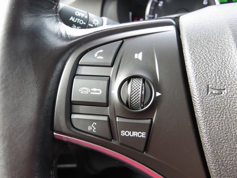 Used 2017 Acura MDX SH-AWD w/ Technology Package image 22